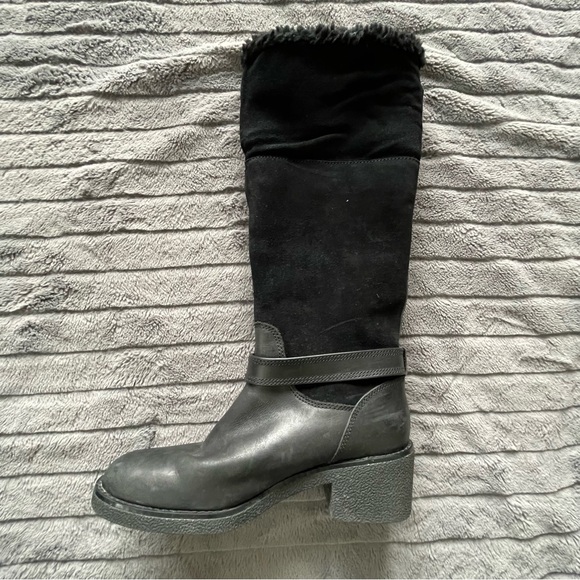 Coach Boots - Picture 5 of 7